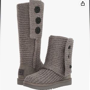 Ugg Classic Cardy in Grey size 6